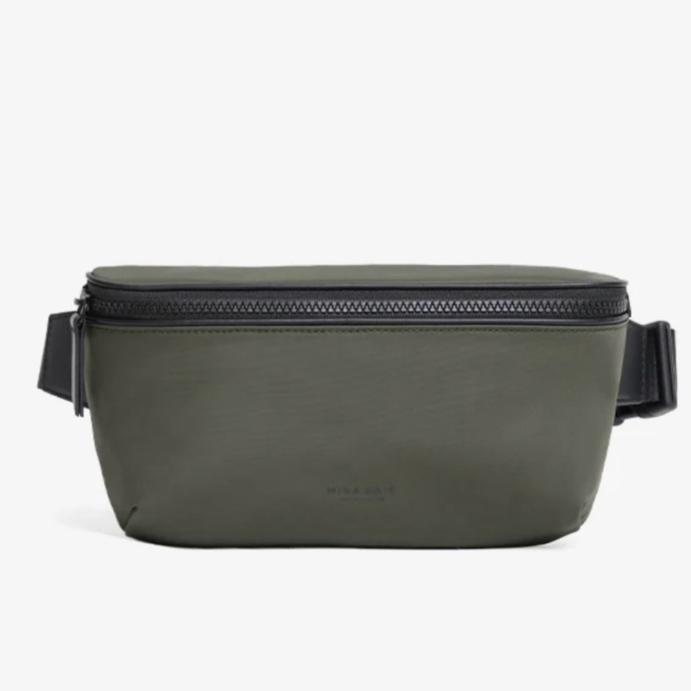 NWOT MINA BAIE Roe Belt Bag Nylon